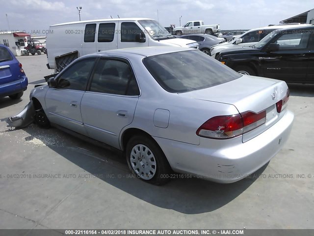 1HGCF86612A096144 - 2002 HONDA ACCORD VALUE SILVER photo 3