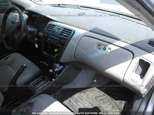 1HGCF86612A096144 - 2002 HONDA ACCORD VALUE SILVER photo 5