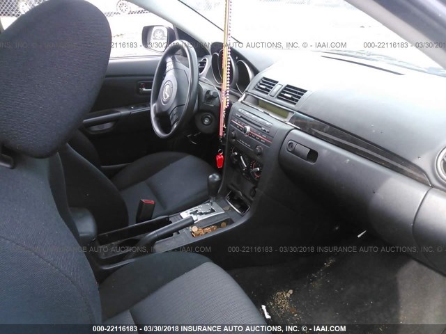 JM1BK32F281837019 - 2008 MAZDA 3 I BLACK photo 5