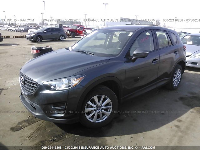 JM3KE4BY8G0848200 - 2016 MAZDA CX-5 SPORT GRAY photo 2