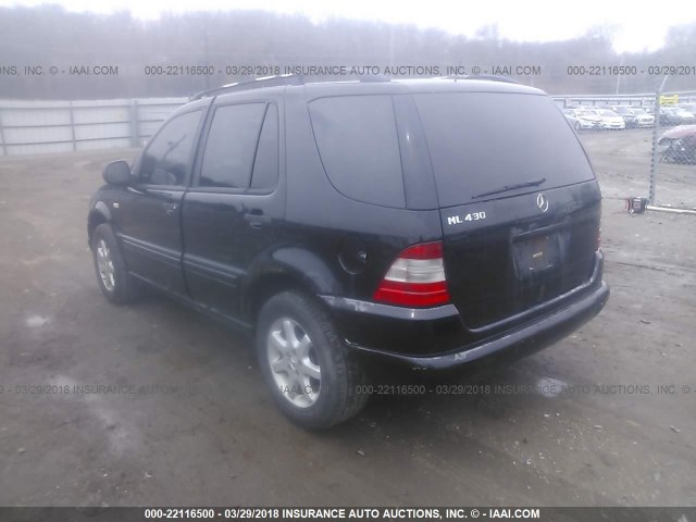 4JGAB72E6YA164838 - 2000 MERCEDES-BENZ ML 430 BLACK photo 3