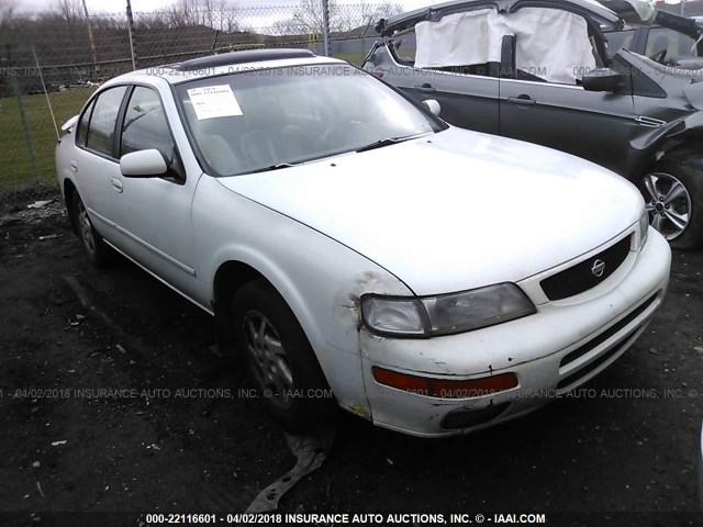 JN1CA21D3TT726884 - 1996 NISSAN MAXIMA GLE/GXE/SE WHITE photo 1