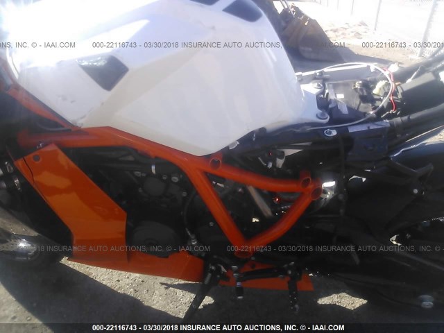 VBKVR9400EM906075 - 2014 KTM 1190 RC8 WHITE photo 9