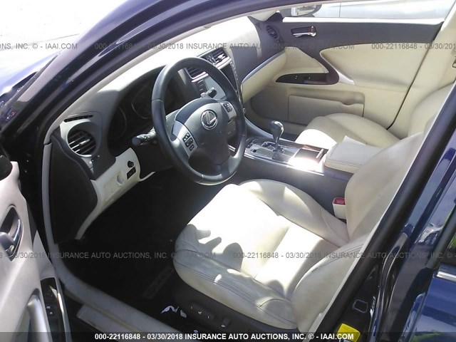JTHCF5C20B5052206 - 2011 LEXUS IS 250 海军蓝 照片 5