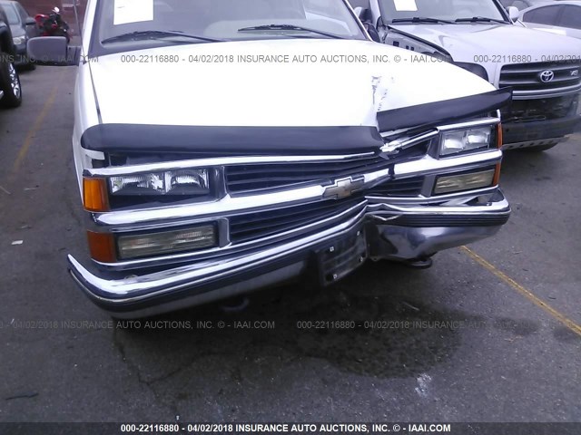 1GCGC33J4TF015288 - 1996 CHEVROLET GMT-400 C3500 WHITE photo 6