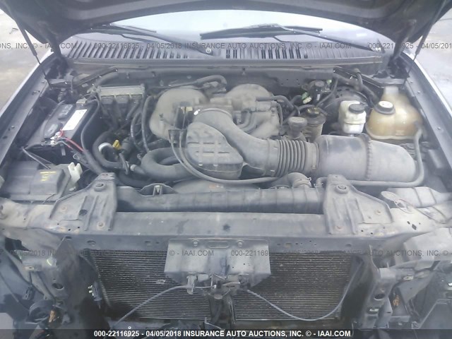 5LMFU28R93LJ36409 - 2003 LINCOLN NAVIGATOR 黑色 照片 10