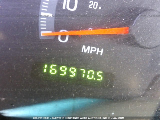 1FMRU1566YLA44329 - 2000 FORD EXPEDITION XLT ბურგუნდია ფოტო 7