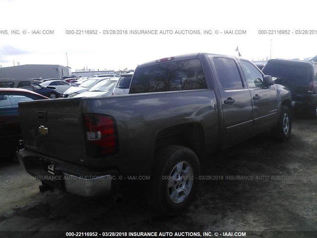 2GCEK13M681165880 - 2008 CHEVROLET SILVERADO K1500 GRAY photo 4