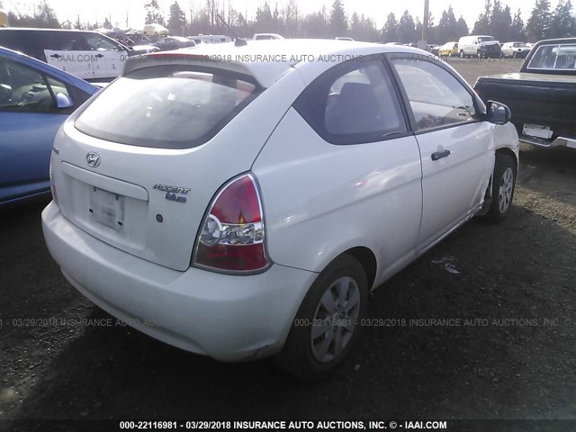 KMHCM3AC9AU174070 - 2010 HYUNDAI Accent BLUE/GS WHITE photo 4