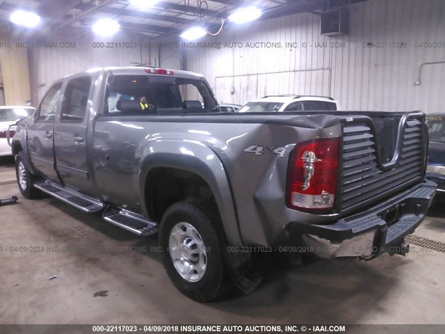 1GTHK33648F144657 - 2008 GMC SIERRA K3500 GRAY photo 3