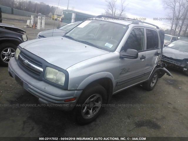 2CNBJ734646900472 - 2004 CHEVROLET TRACKER ZR2 SILVER photo 2