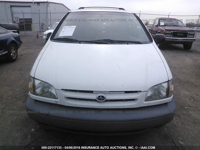 4T3ZF13C1WU066806 - 1998 TOYOTA SIENNA LE/XLE WHITE photo 6