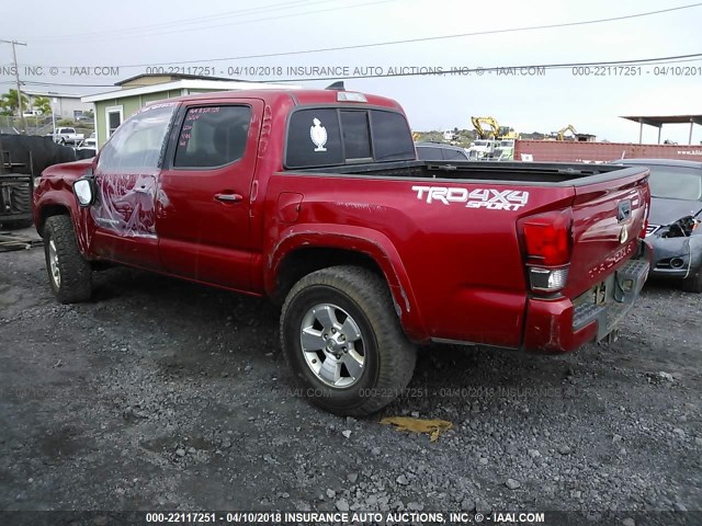 3TMCZ5AN3GM010717 - 2016 TOYOTA TACOMA DBL CAB/SR/SR5/TRD SPT/OR RED photo 3