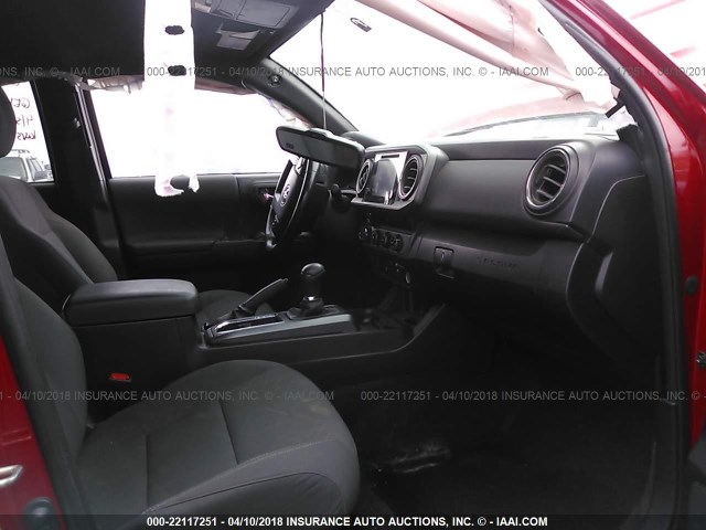 3TMCZ5AN3GM010717 - 2016 TOYOTA TACOMA DBL CAB/SR/SR5/TRD SPT/OR RED photo 5