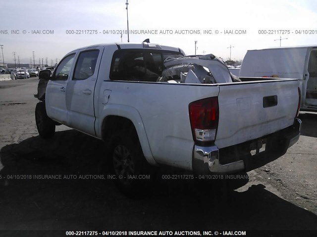 5TFAX5GN5GX053860 - 2016 TOYOTA Tacoma DOUBLE CAB/SR/SR5 WHITE photo 3