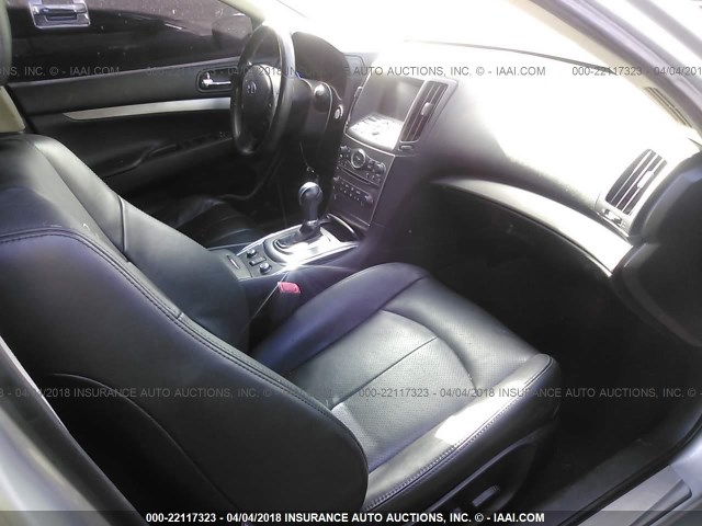 JN1CV6AR9DM353823 - 2013 INFINITI G37 SILVER photo 5