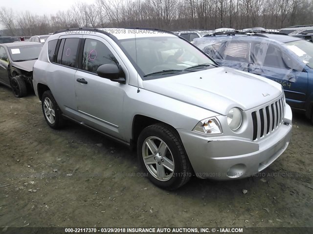 1J8FT47W78D658558 - 2008 JEEP COMPASS SPORT SILVER photo 1