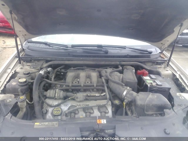 1FAHP24W68G104865 - 2008 FORD TAURUS SEL TAN photo 10