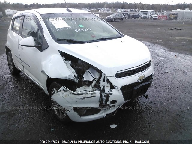 KL8CD6S99DC521487 - 2013 CHEVROLET SPARK 1LT WHITE photo 6