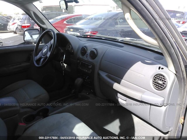 1J4GL48K26W286257 - 2006 JEEP LIBERTY SPORT 蓝色 照片 5