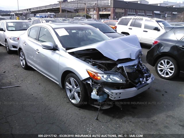 19VDE1F5XDE020984 - 2013 ACURA ILX 20 PREMIUM SILVER photo 1