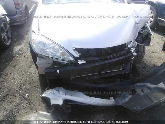 4T1BE30K35U026990 - 2005 TOYOTA CAMRY LE/XLE/SE 银色 照片 6