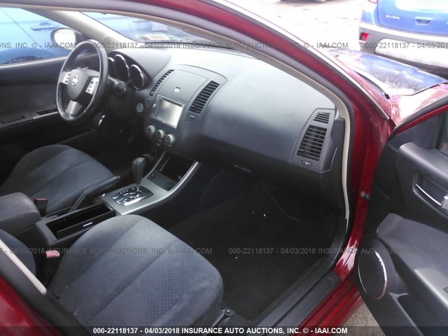 1N4BL11DX6C176087 - 2006 NISSAN ALTIMA SE/SL/SE-R RED photo 5