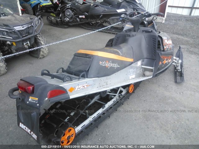 4UF07SNW47T122866 - 2007 ARCTIC CAT M8  BLACK photo 4