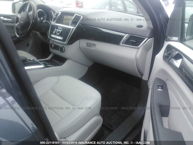 4JGDA5HBXFA525874 - 2015 MERCEDES-BENZ ML 350 4MATIC Light Blue photo 5