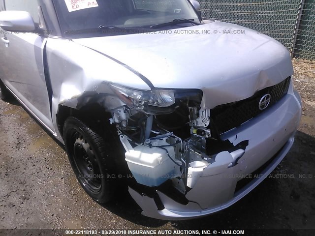 JTLKE50EX81000990 - 2008 TOYOTA SCION XB 银色 照片 6