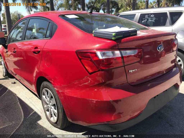KNADM4A34H6044871 - 2017 KIA RIO LX Կարմիր լուսանկար 3