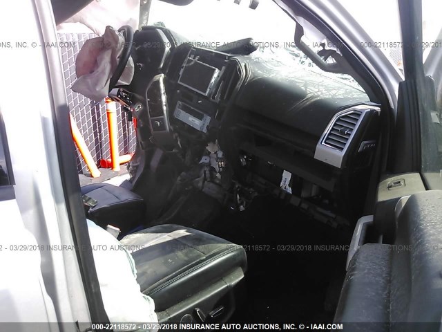 1FTEW1CF8FKD78218 - 2015 FORD F150 SUPERCREW SILVER photo 5