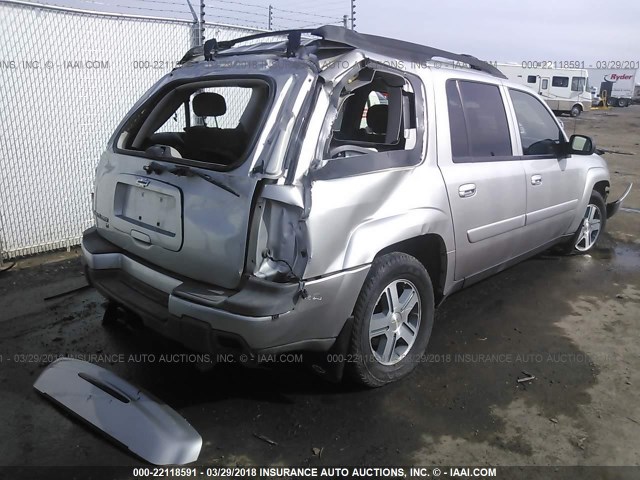 1GNET16M456192077 - 2005 CHEVROLET TRAILBLAZER EXT LS/EXT LT SILVER photo 4