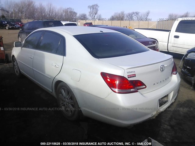 4T1BK36B47U237201 - 2007 TOYOTA AVALON XL/XLS/TOURING/LIMITED WHITE photo 3