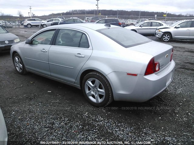 1G1ZB5E03CF112776 - 2012 CHEVROLET MALIBU LS 银色 照片 3