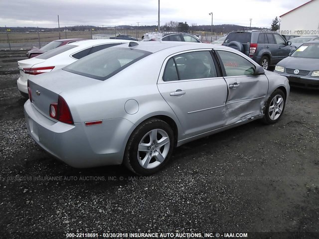 1G1ZB5E03CF112776 - 2012 CHEVROLET MALIBU LS 银色 照片 4