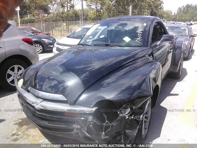 1GCES14P94B114084 - 2004 CHEVROLET SSR 黑色 照片 2