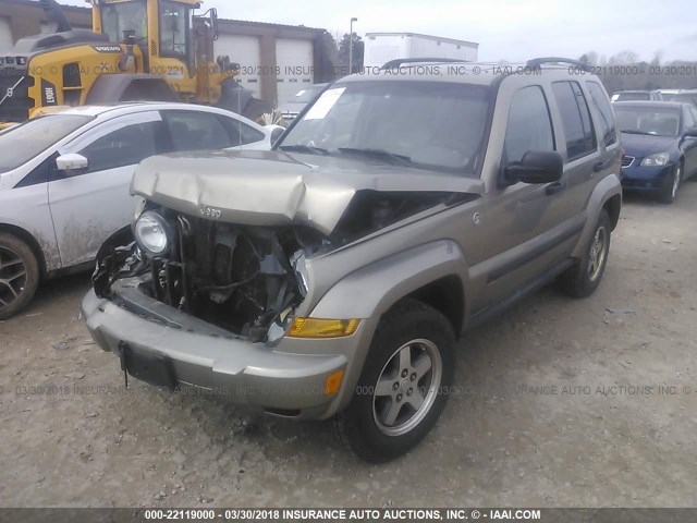 1J4GL38KX5W698385 - 2005 JEEP LIBERTY RENEGADE GRAY photo 2