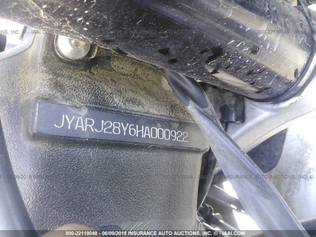 JYARJ28Y6HA000922 - 2017 YAMAHA YZFR6 C SILVER photo 10