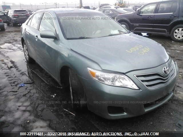 4T1BF3EK9AU558048 - 2010 TOYOTA CAMRY SE/LE/XLE Light Blue photo 1