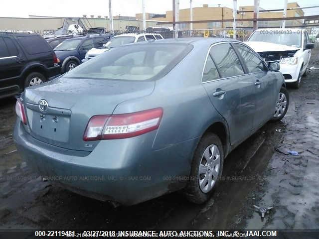 4T1BF3EK9AU558048 - 2010 TOYOTA CAMRY SE/LE/XLE Light Blue photo 4