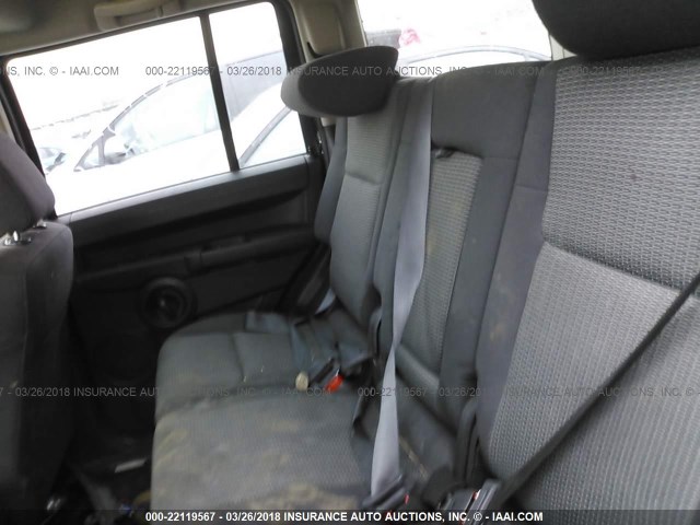 1J8HG48K38C149727 - 2008 JEEP COMMANDER SPORT Schwarz Foto 8