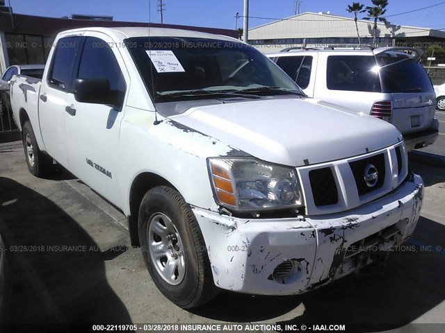 1N6AA07A56N567703 - 2006 NISSAN TITAN XE/SE/LE WHITE photo 1