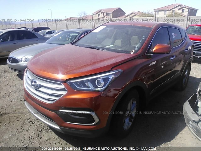 5XYZT3LB3HG409046 - 2017 HYUNDAI SANTA FE SPORT  ORANGE photo 2