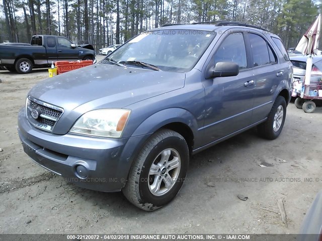 KNDJD733545226020 - 2004 KIA SORENTO EX/LX GRAY photo 2