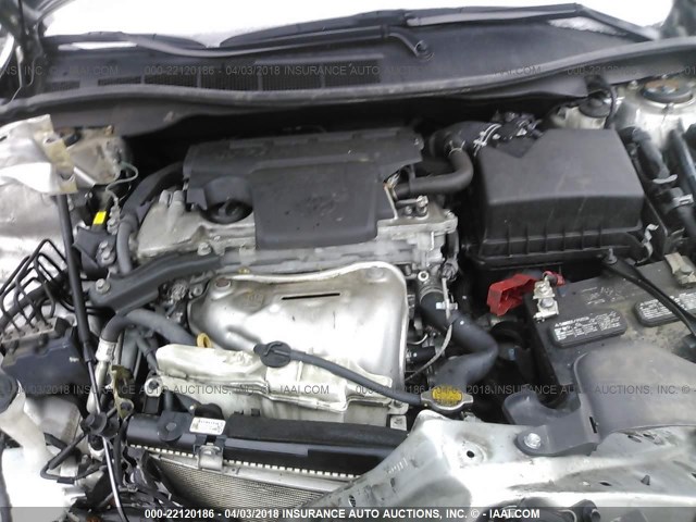 4T1BF1FK4FU001770 - 2015 TOYOTA CAMRY LE/XLE/SE/XSE SILVER photo 10