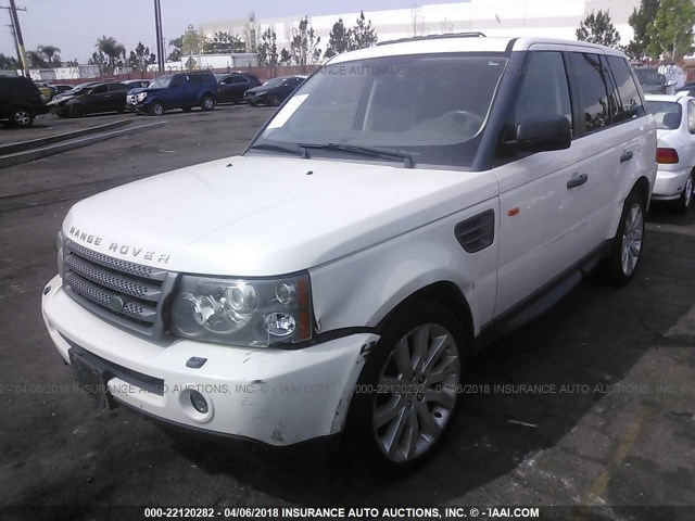 SALSK25458A175806 - 2008 LAND ROVER RANGE ROVER SPORT HSE WHITE photo 2