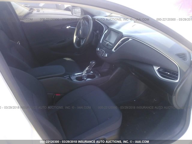 1G1ZB5ST1HF218018 - 2017 CHEVROLET MALIBU LS WHITE photo 5