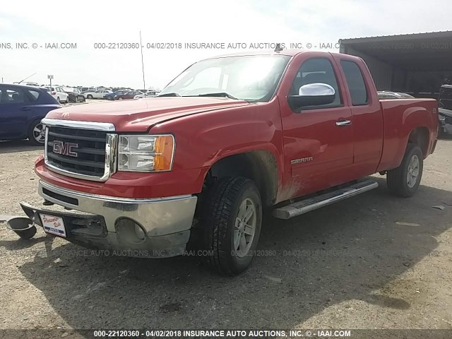 1GTR2VE30BZ375967 - 2011 GMC SIERRA K1500 SLE RED photo 2