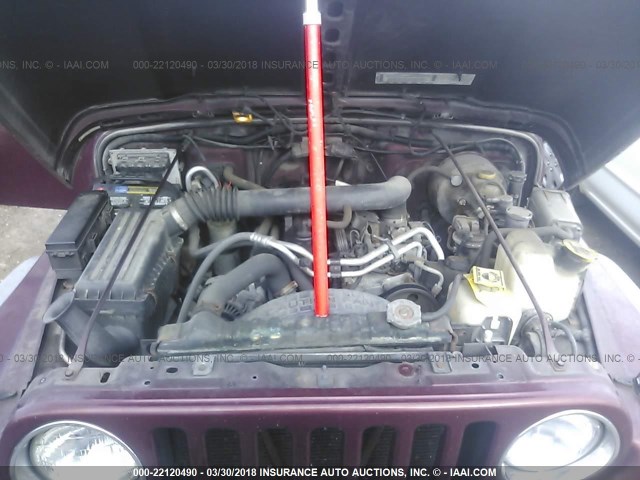 1J4FA49S71P370237 - 2001 JEEP WRANGLER / TJ SPORT MAROON photo 10